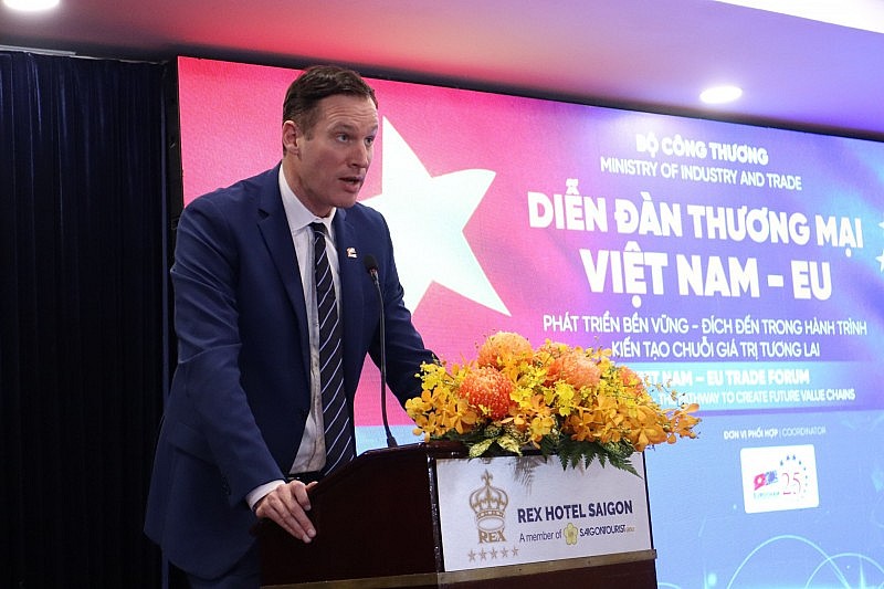 Diễn đàn Thương mại Việt Nam - EU năm 2023: Định vị Việt Nam trong chuỗi cung ứng