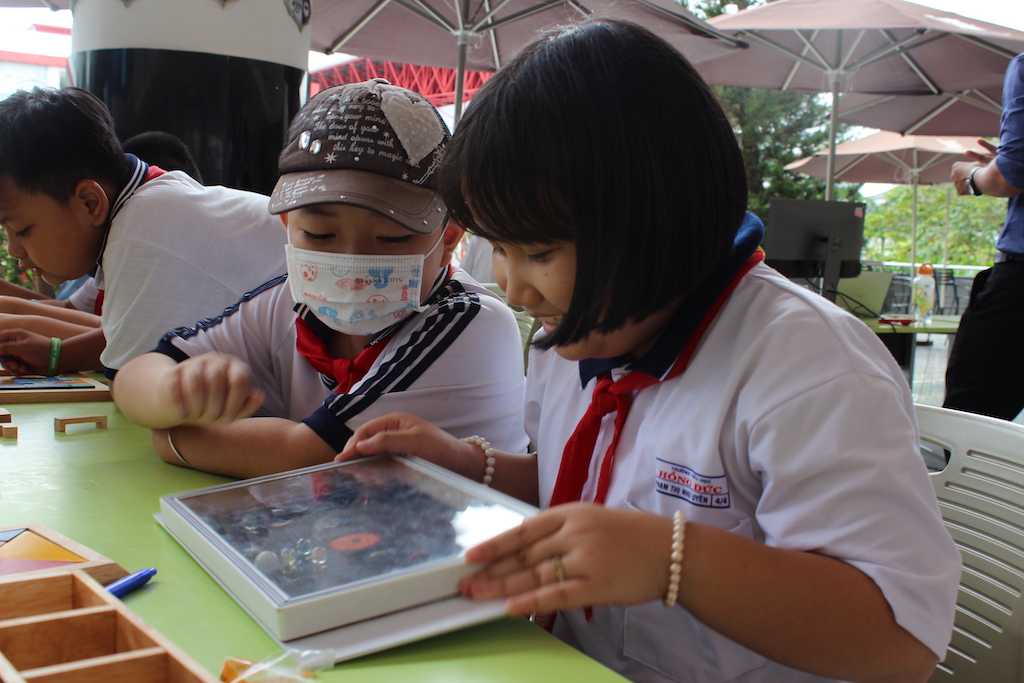 GS Dương Nguyên Vũ: 'Thế giới đổi thay đến đâu, trái tim người thầy vẫn quan trọng' - Ảnh 7.