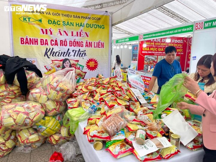 Nhiều sản phẩm mới cũng được ra mắt tại triển lãm.