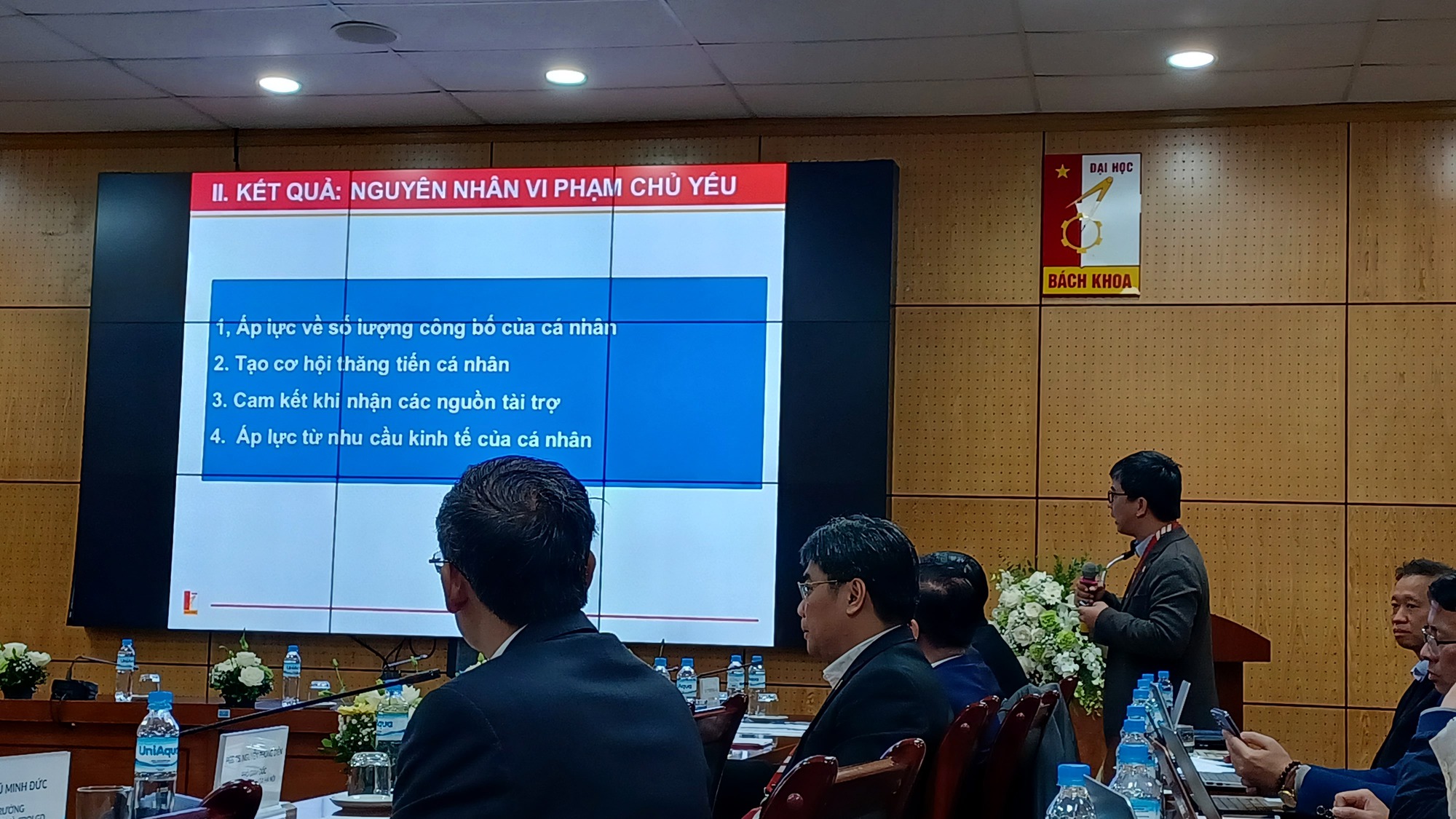 Vi phạm liêm chính học thuật phổ biến nhất là tùy tiện gắn tên tác giả - Ảnh 2.