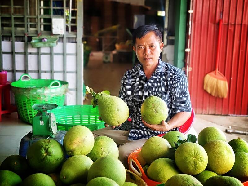 Hiện nay mỗi ngày, HTX Bưởi năm roi Mỹ Hòa, thị xã Bình Minh chỉ xuất bán được từ 2 - 3 tấn, chỉ bằng 1/10 năm 2022. Ảnh: Hoàng Lộc