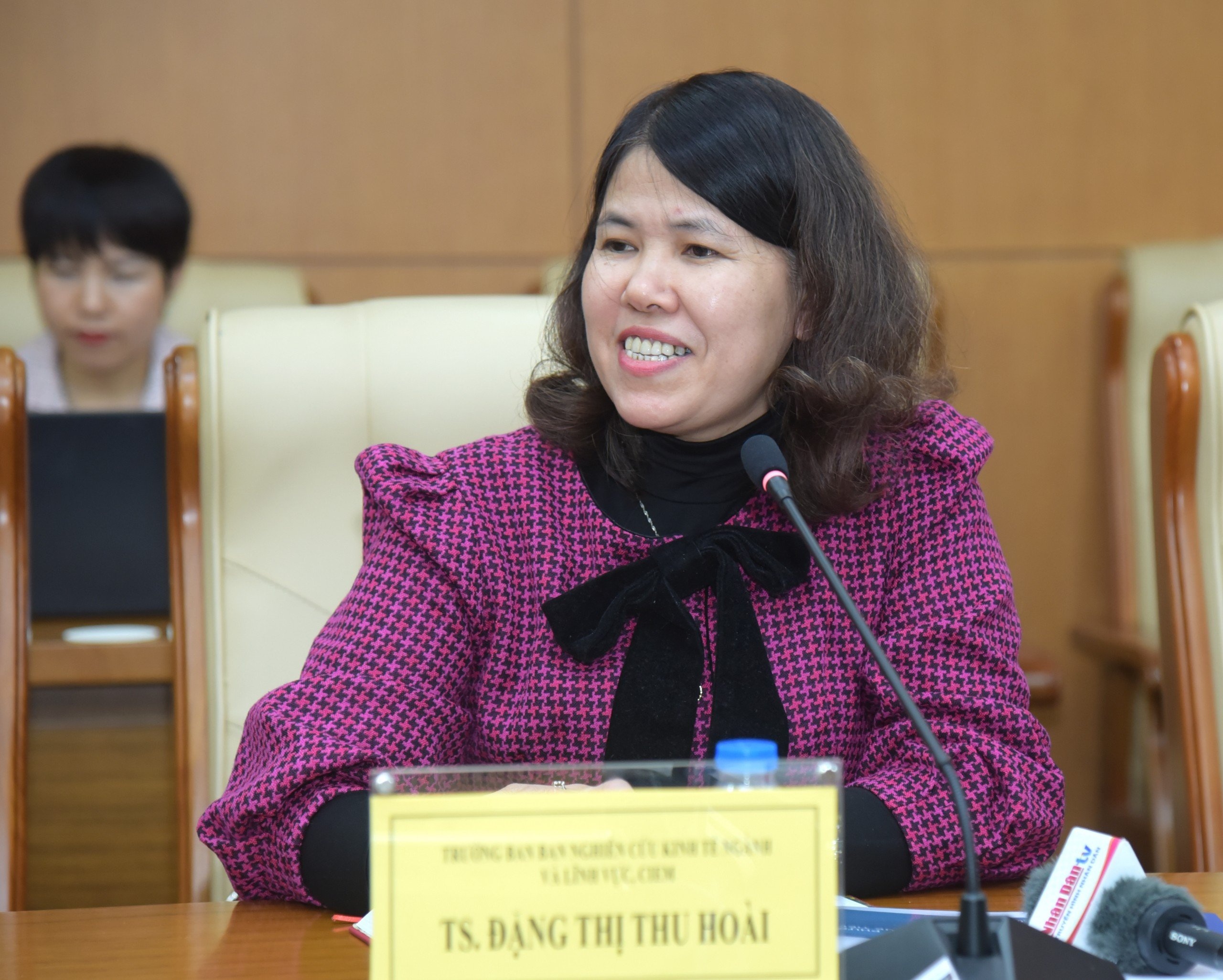 TS. Đặng Thị Thu Hoài