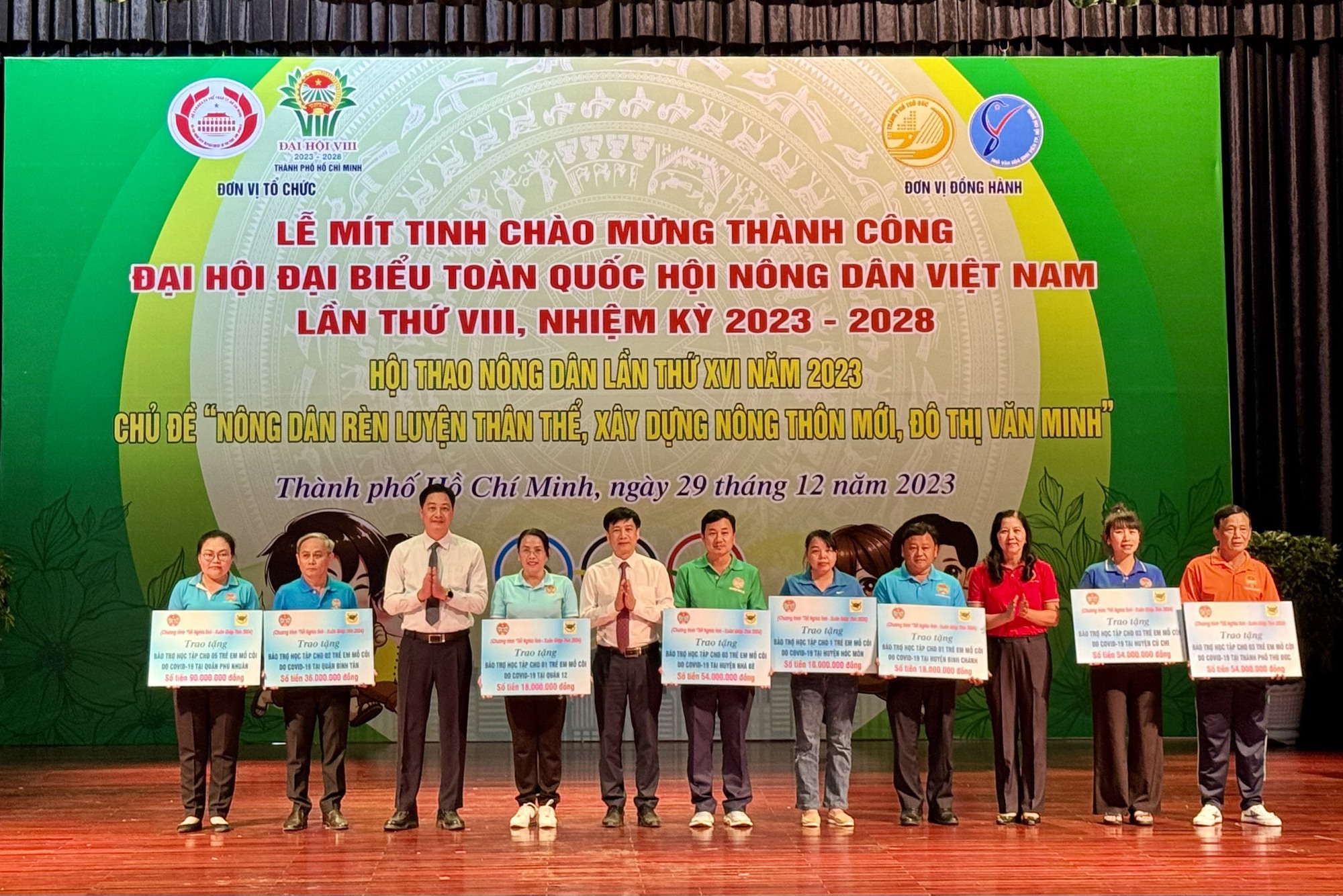 Hội Nông dân TP.HCM vận động được 8,2 tỉ đồng chăm lo nông dân khó khăn- Ảnh 4.