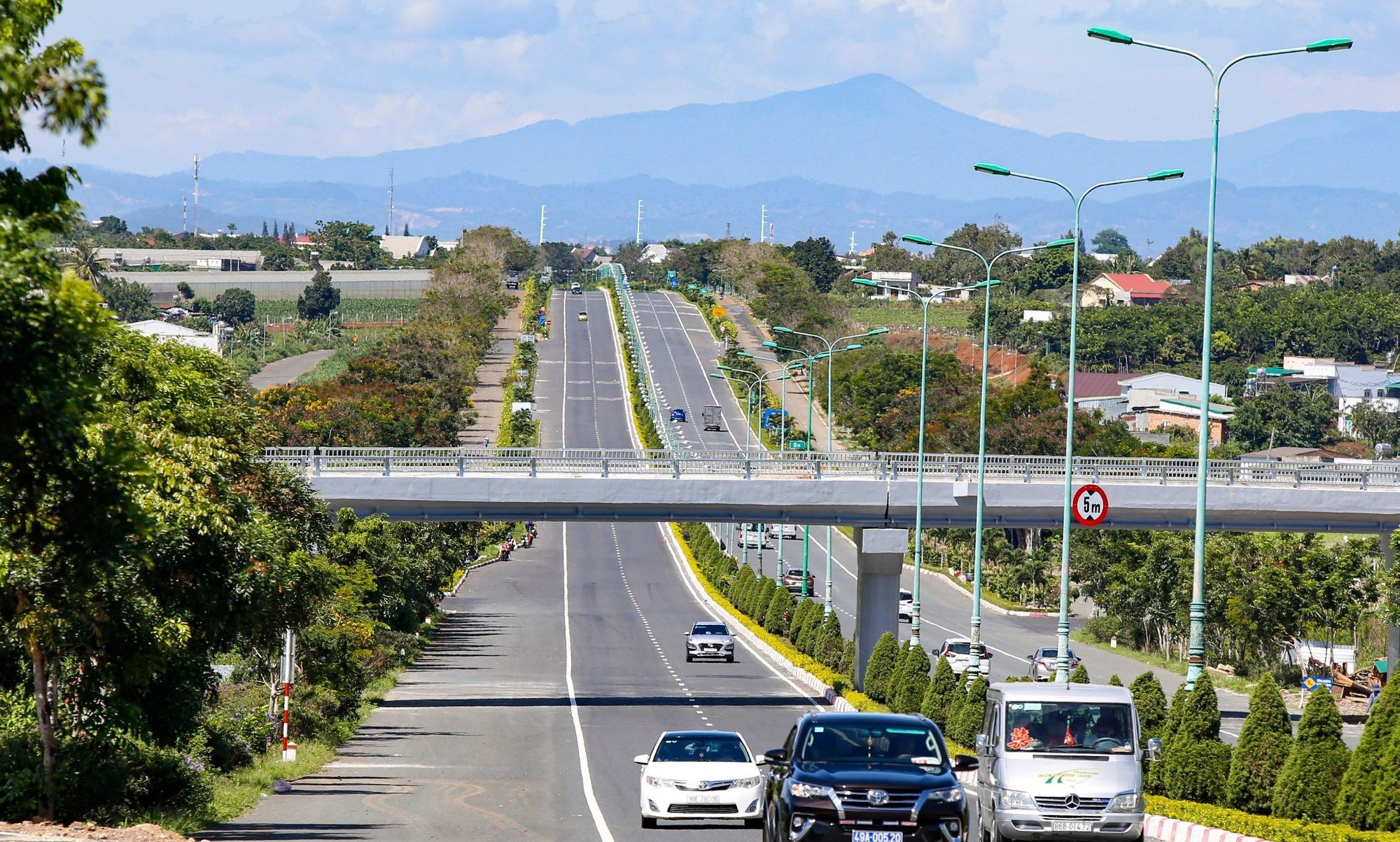 Năm 2030 Đà Lạt trở thành trung tâm du lịch của khu vực Đông Nam Á - Ảnh 3.