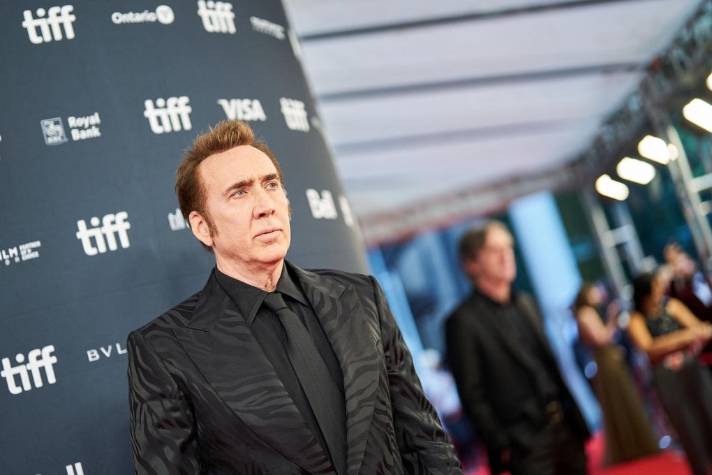 Cày cuốc trả nợ xong, Nicolas Cage hạnh phúc nuôi con mọn ở tuổi 60 - 1