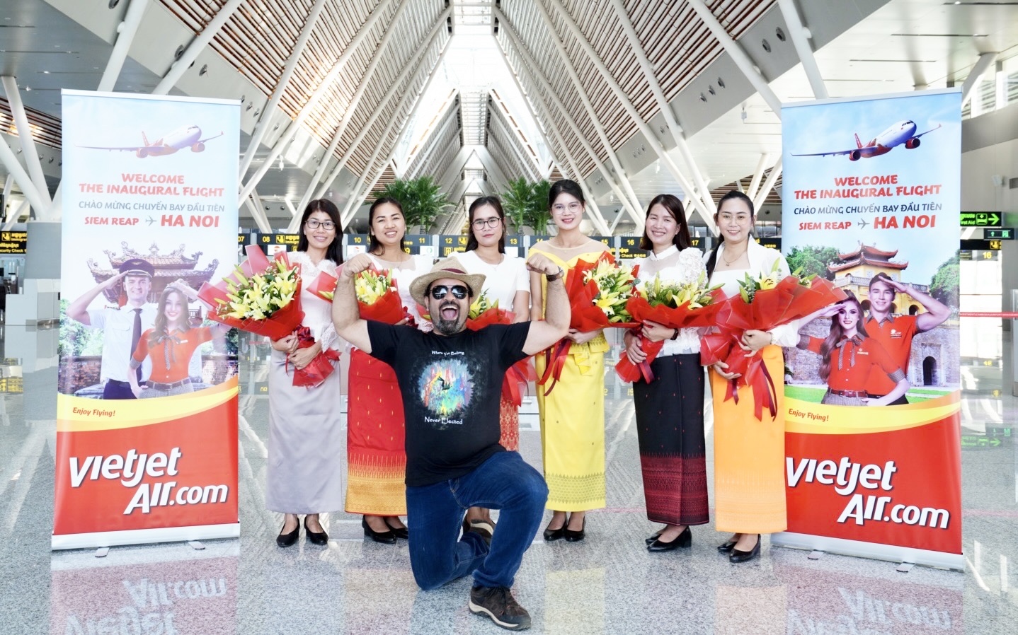 Dễ dàng bay thẳng đến di sản Angkor cùng đường bay mới của Vietjet - Ảnh 2.