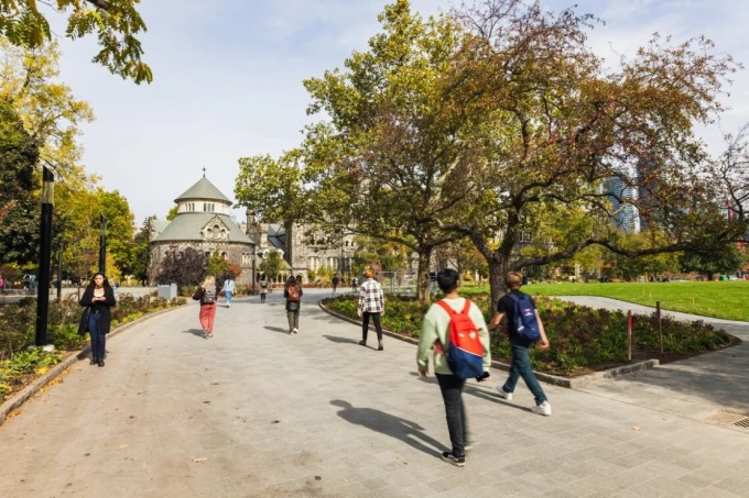 Khuôn viên Đại học Toronto, Canada. Ảnh: University of Toronto