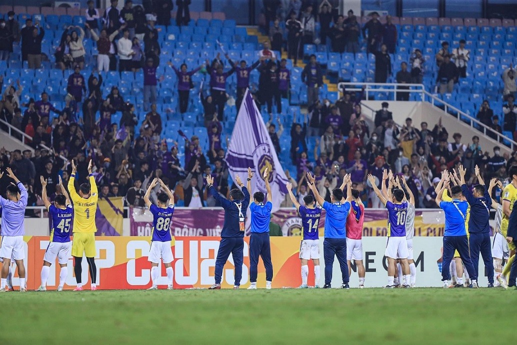 AFC Champions League 2023/24: Ghi bàn trận Hà Nội FC thắng Urawa Red Diamonds, Tuấn Hải có 4 bàn thắng tại vòng bảng