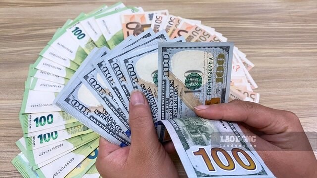 Giá USD trên đà lao dốc, đồng Yên hưởng lợi