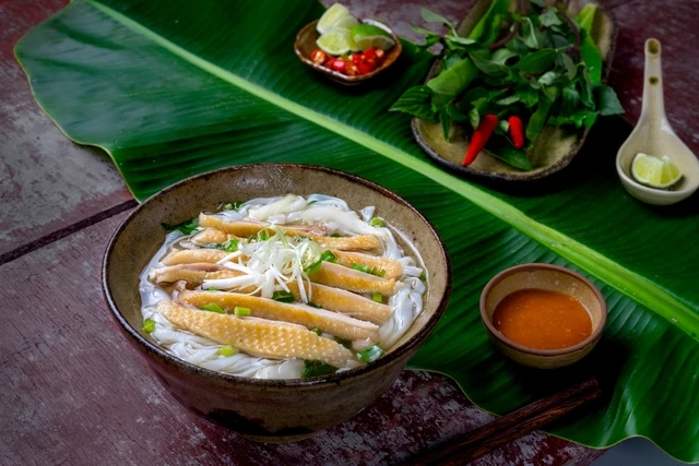 'Thăng hoa' sau Michelin Guide, ẩm thực Hà Nội vươn lên số 1 thế giới- Ảnh 1.'Thăng hoa' sau Michelin Guide, ẩm thực Hà Nội vươn lên số 1 thế giới- Ảnh 1.