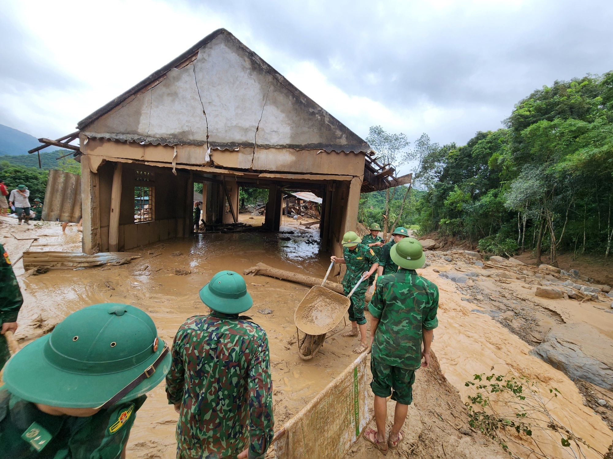 lan tac nghiep nho doi hinh 11