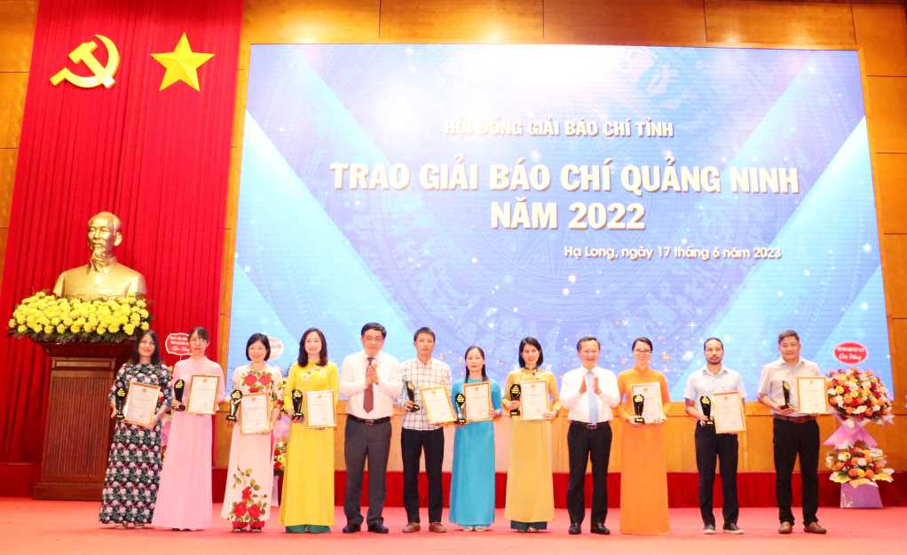 bao chi quang ninh doan ket tri tue dan than cong hien hinh 4