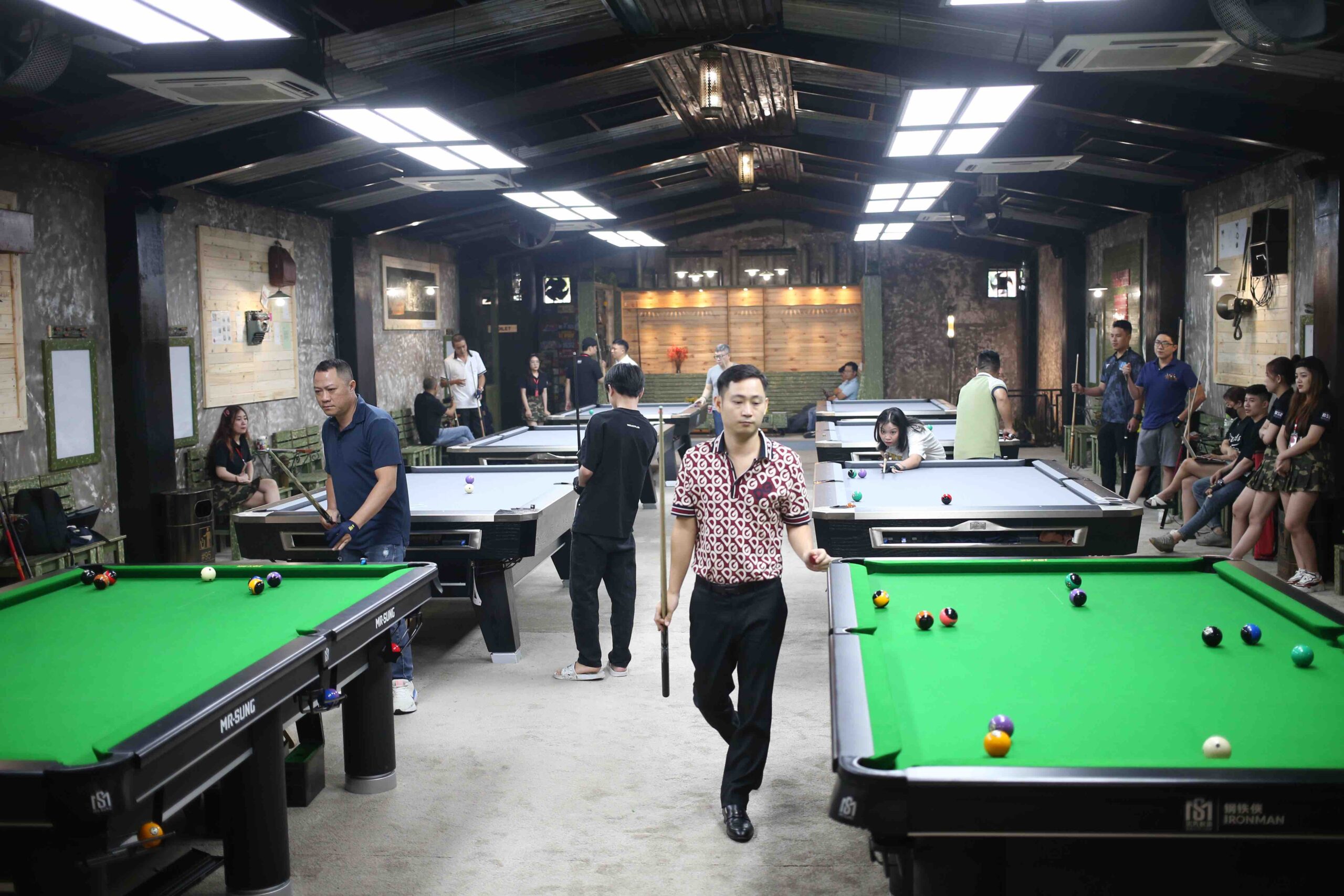 1704473412_Lien-doan-Billiards-Snooker-TPHCM-co-them-hoi-vien-scaled.jpg