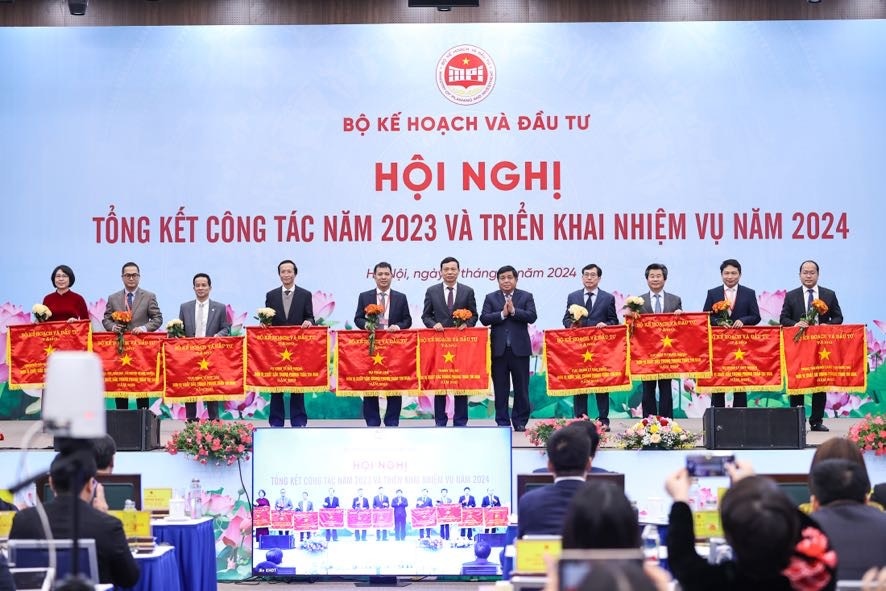 Đẩy mạnh nghiên cứu, tham mưu chiến lược, kiến tạo phát triển, thúc đẩy khởi nghiệp, đổi mới sáng tạo- Ảnh 6.