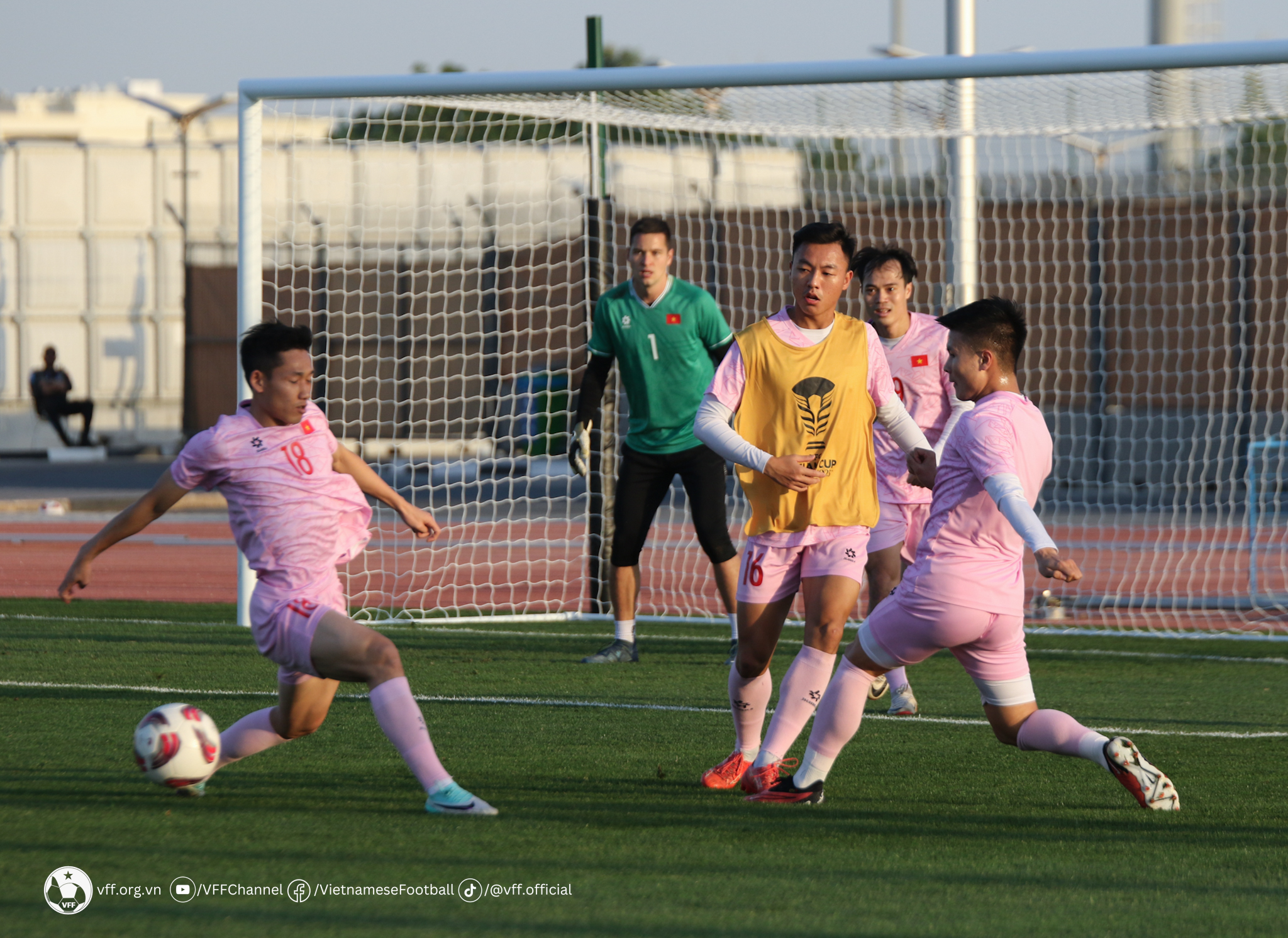 Lịch thi đấu và trực tiếp Asian Cup hôm nay, đội tuyển Việt Nam gặp Nhật Bản- Ảnh 2.