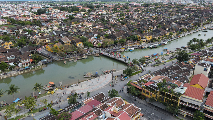 Năm 2023, thành phố Hội An  đón 4 triệu lượt khách, trong đó khách quốc tế đạt 3 triệu lượt. Ảnh: Đắc Thành