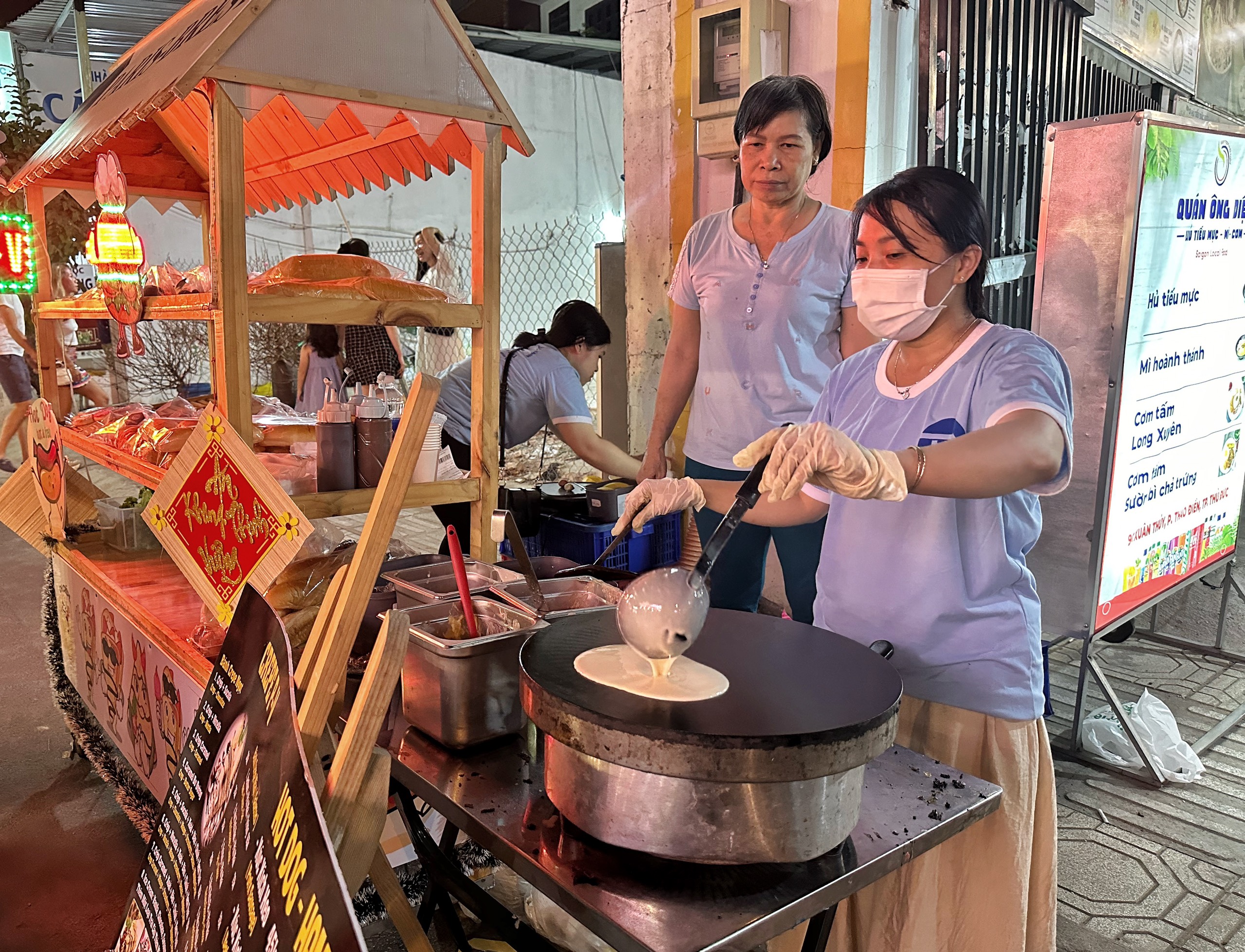 Phố đêm Thảo Điền 'mới toanh' vừa khai trương: Các món ăn có gì hấp dẫn?- Ảnh 5.