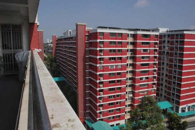 Một khu nhà HDB ở Singapore. Ảnh: ST