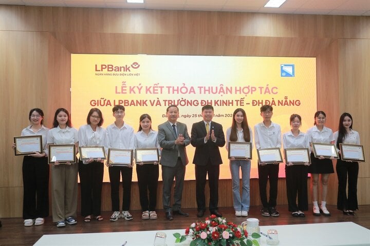 LPBank và Đại học Kinh tế - Đại học Đà Nẵng ký kết thỏa thuận hợp tác toàn diện - 2