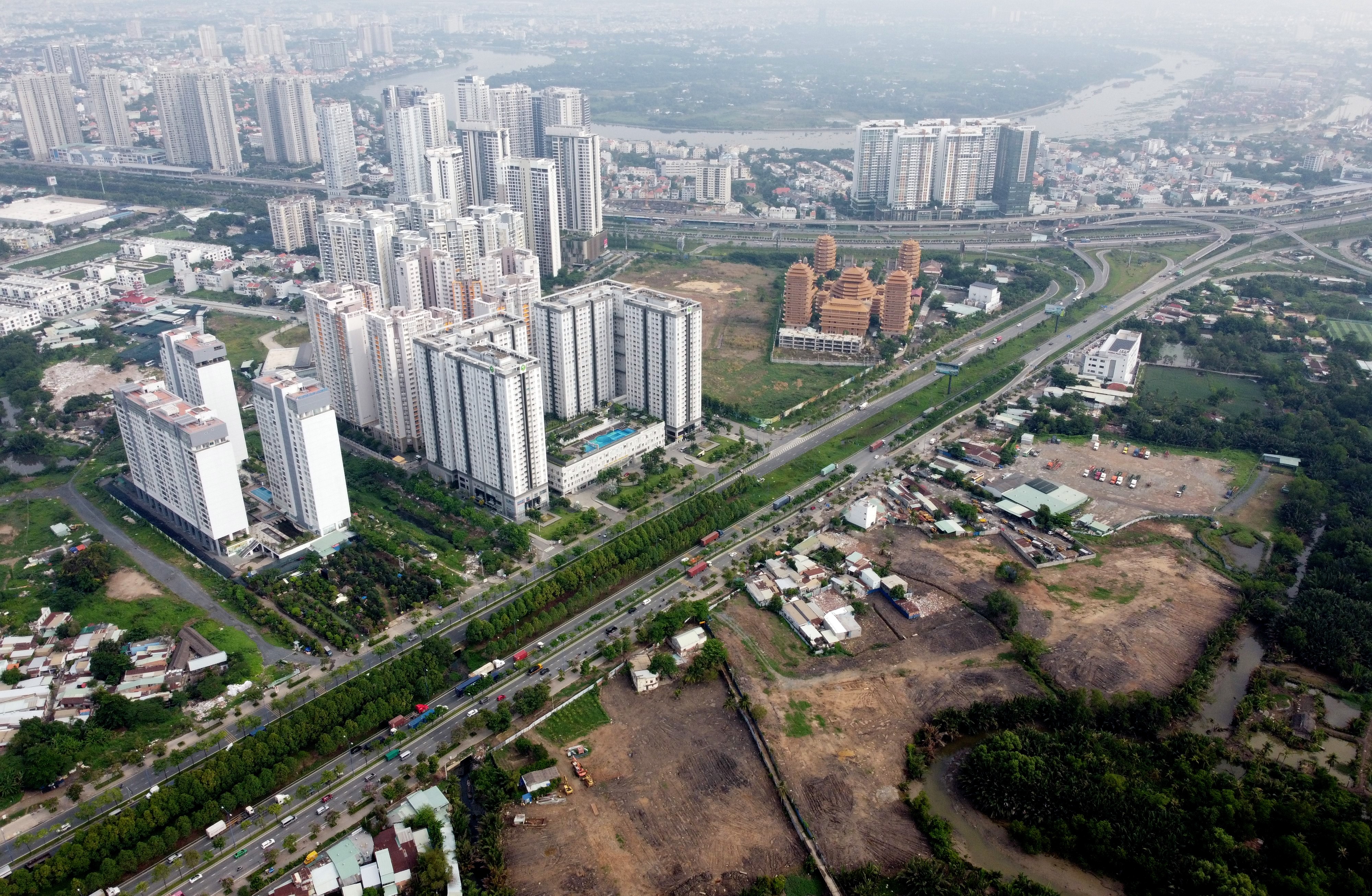 Bất động sản - Thị trường 2024: Điểm mấu chốt để cung - cầu gặp nhau (Hình 3).