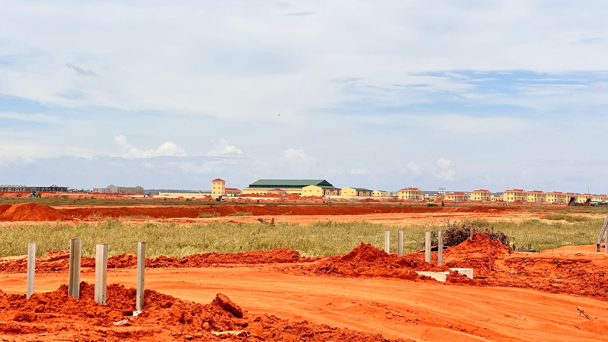 Chưa xong thủ tục đấu thầu xây dựng nhà ga BOT sân bay Phan Thiết- Ảnh 1.