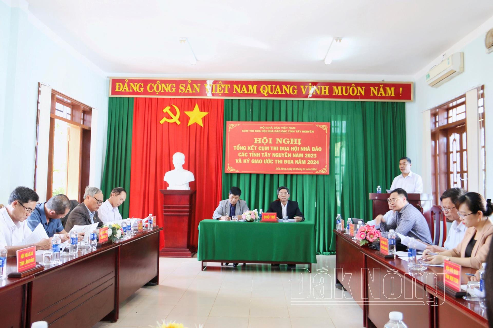 cum thi dua hoi nha bao cac tinh tay nguyen ky giao uoc thi dua nam 2024 hinh 1