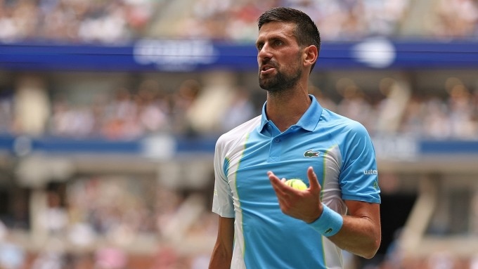 Djokovic trong một trận đấu tại Mỹ Mở rộng 2023, nơi anh nối dài kỷ lục Grand Slam lên con số 24. Ảnh: Reuters