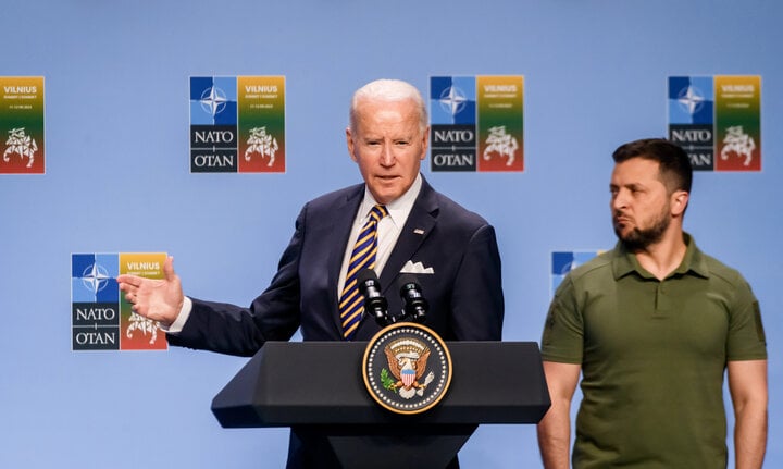 Tổng thống Mỹ Joe Biden muốn viện trợ bổ sung cho Ukraine càng sớm càng tốt nhưng "con đường" này không hề suôn sẻ ở Quốc hội Mỹ. (Ảnh: Reuters)