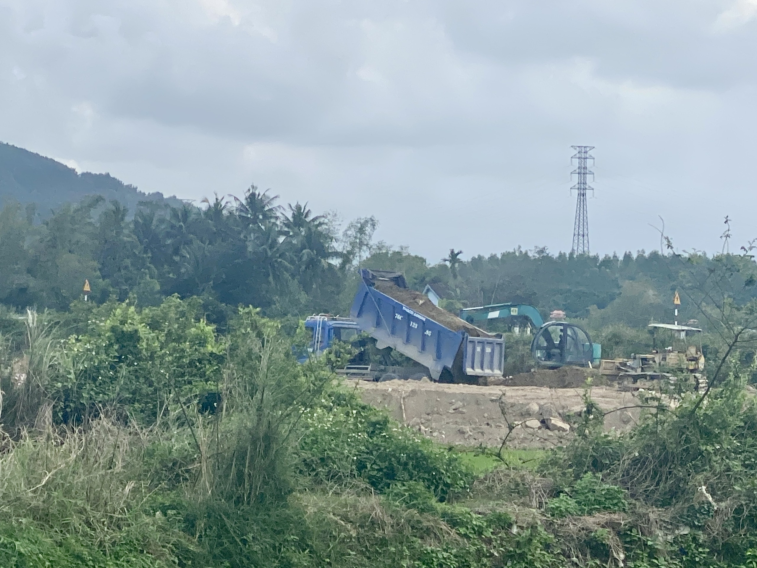 Mỏ đá Mỹ Trang cung cấp khoáng sản sai quy định- Ảnh 1.