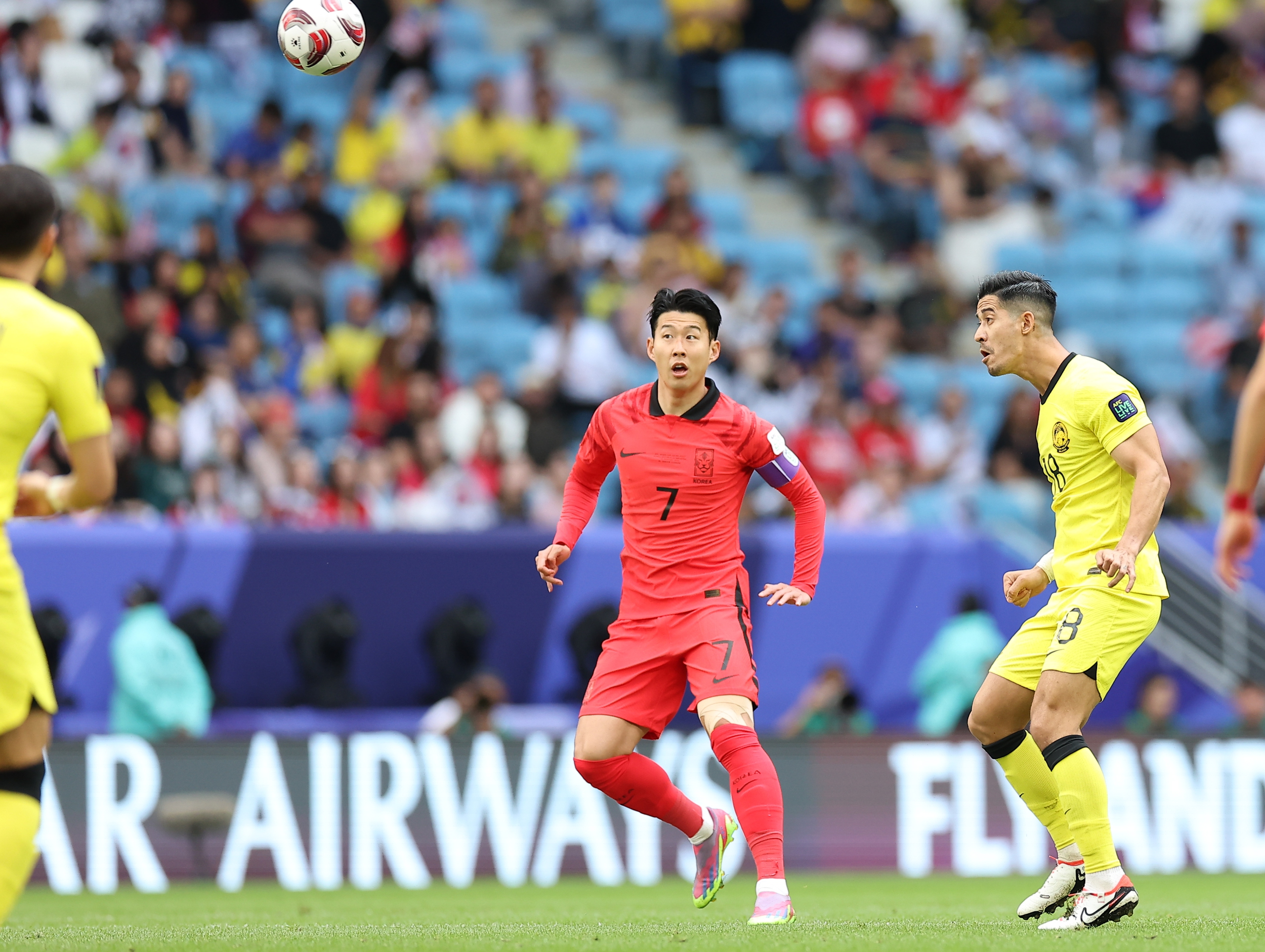 Lịch thi đấu Asian Cup hôm nay: Thái Lan tạo bất ngờ, Hàn Quốc vào tứ kết?- Ảnh 2.