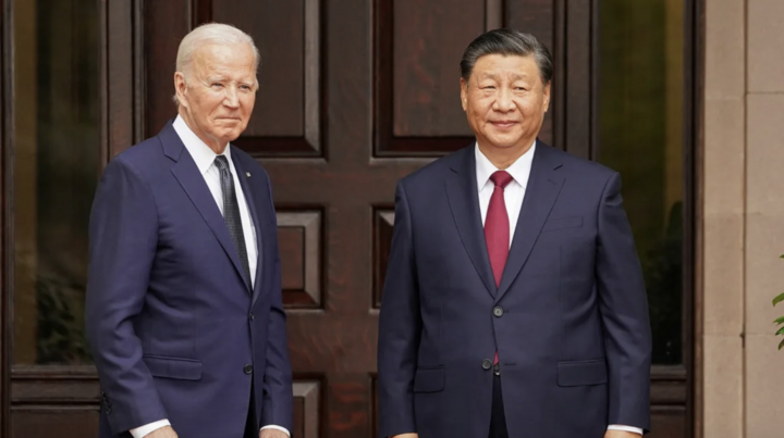 Tổng thống Mỹ Joe Biden và Chủ tịch Trung Quốc Tập Cận Bình. (Ảnh: Reuters)