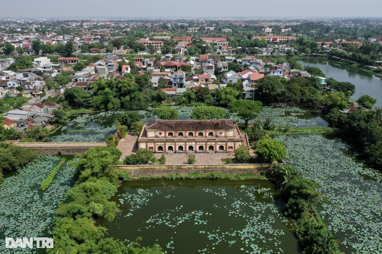 Tàng kinh các giữa lòng Kinh thành Huế - 11