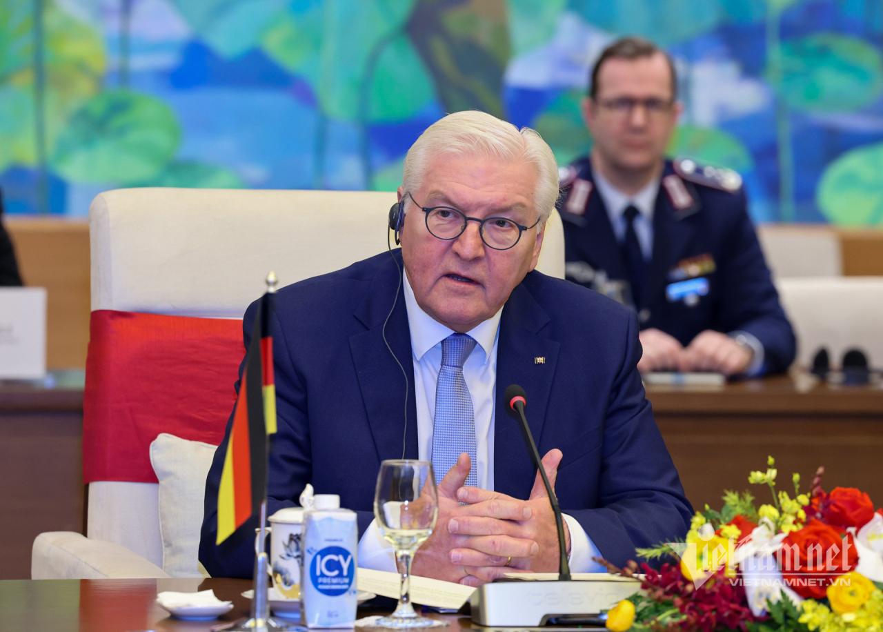 vuong dinh hue frank walter steinmeier 4.jpg