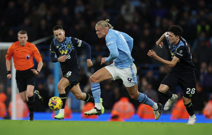 Haaland tái xuất và chơi hơn 20 phút trong trận Man City thắng Burnley 3-1 hôm 31/1. Ảnh: Reuters