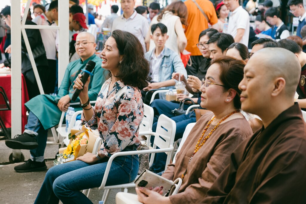 'Phong vị tết, tâm hồn Việt' rộn ràng đón chào năm mới- Ảnh 2.