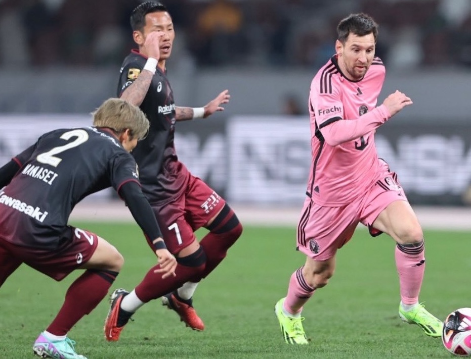 Messi trở lại thi đấu, Inter Miami thua Vissel Kobe trên chấm 11 m- Ảnh 2.