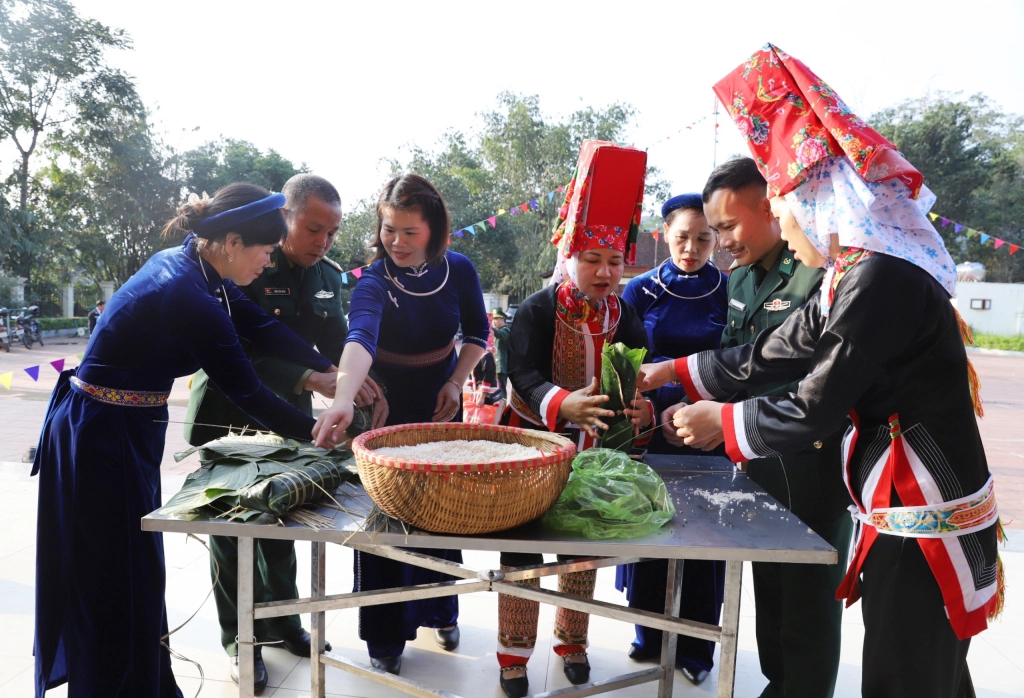 Lính biên phòng xuyên Tết bảo vệ biên cương - Ảnh 3.