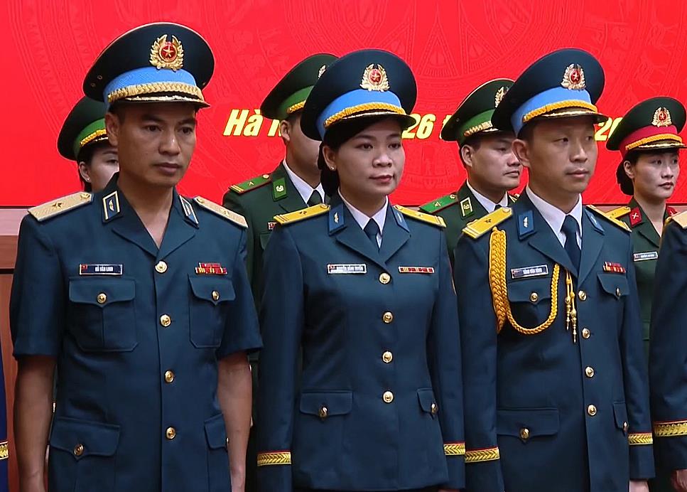 軍の記章、階級、バッジ、軍服に関する新しい提案 - Vietnam.vn