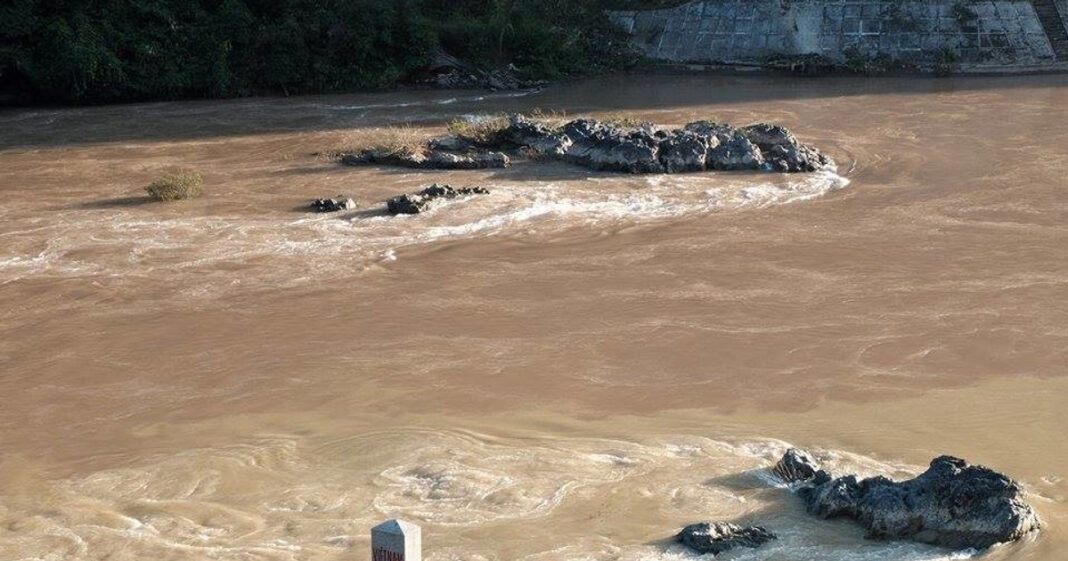 Mùa xuân và những dòng sông vang trong câu hát