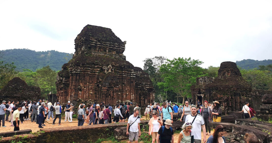 Du lịch đón tín hiệu tích cực