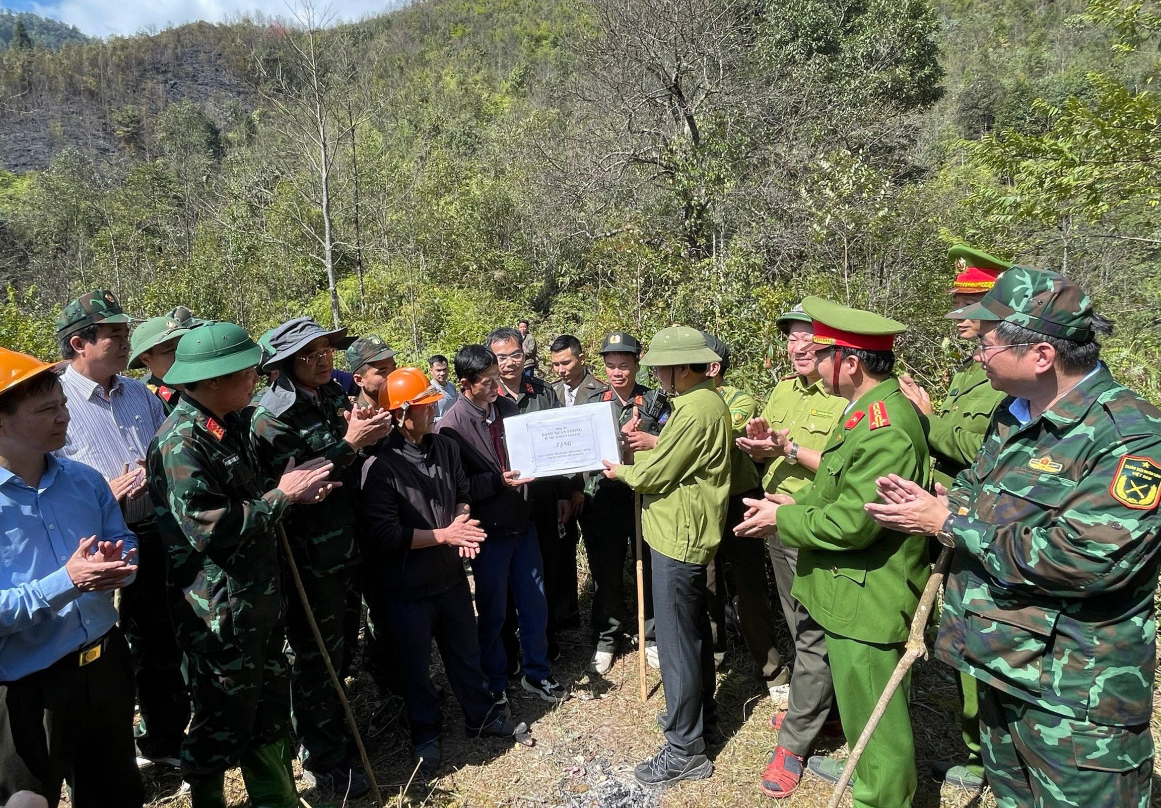 Đám cháy tại Vườn Quốc gia Hoàng Liên, Sa Pa cơ bản đã được khống chế -0