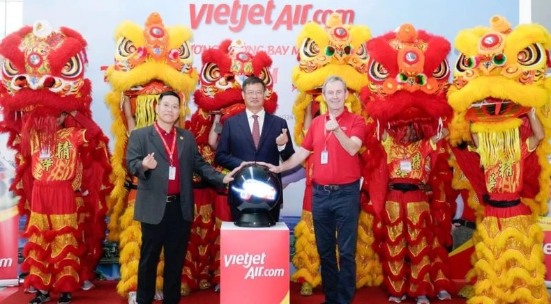 Vietjet tưng bừng khai trương đường bay Thành phố Hồ Chí Minh-Thành Đô (Trung Quốc) ảnh 3