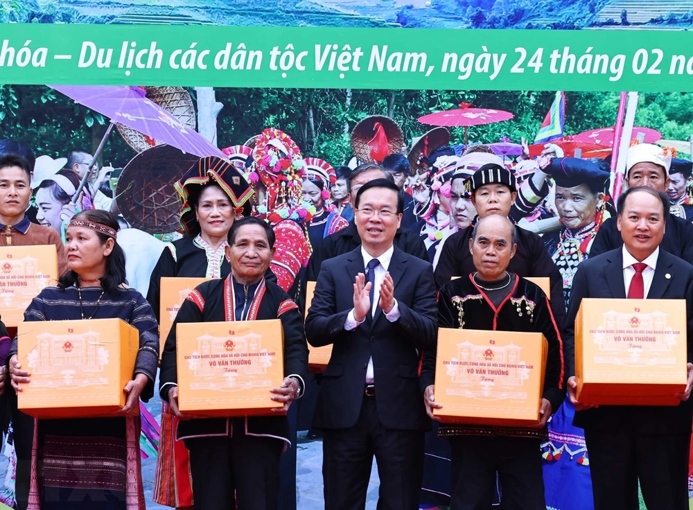 ttxvn-ngay_hoi_sac_xuan4.jpg