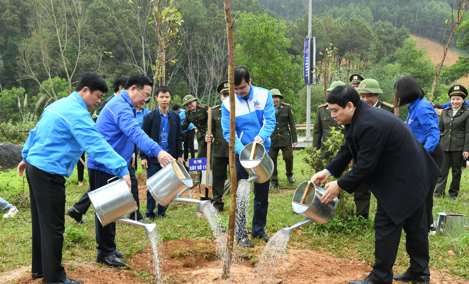 Chủ tịch Quốc hội Vương Đình Huệ: Làm rạng ngời hình ảnh thanh niên Việt Nam thời đại mới 