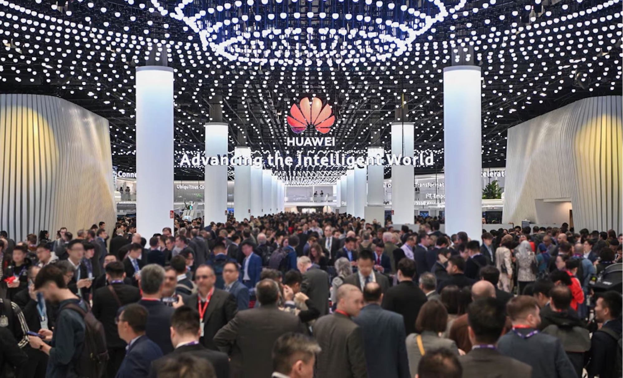  Huawei trình làng giải pháp 5.5G, F5.5G và Net5 ở MWC 2024 - 2