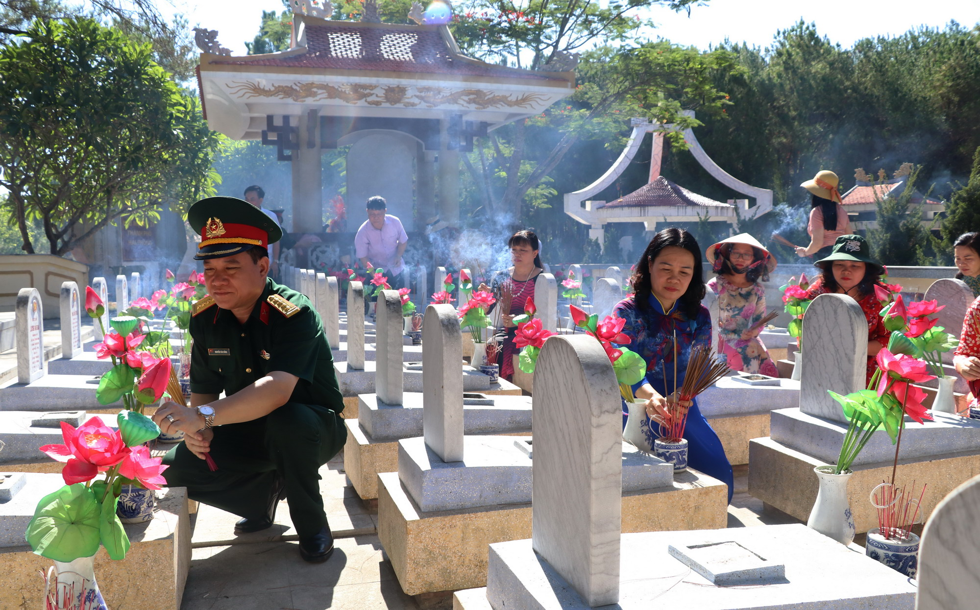 cac anh ve vui cung dat nuoc hinh 1