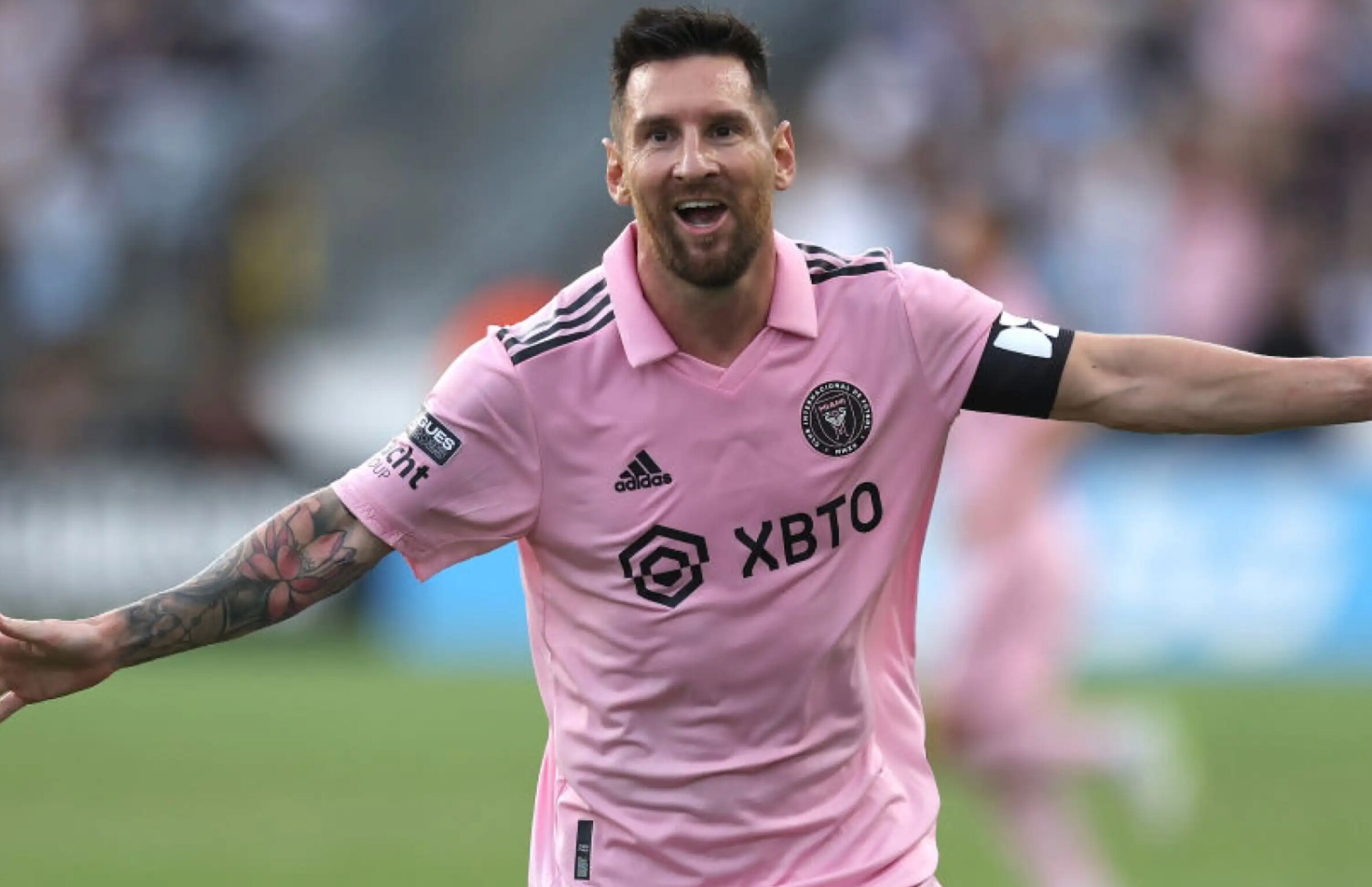 Cơn sốt Messi vẫn nóng rực tại Mỹ, vé xem Inter Miami tăng 150 lần- Ảnh 1.