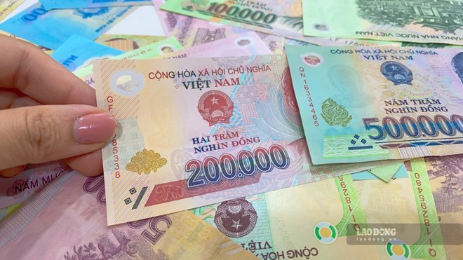 Gửi tiết kiệm 500 triệu đồng 12 tháng tại VPBank nhận lãi suất bao nhiêu?