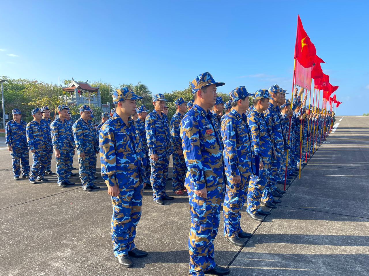 Sự kiện - Khánh Hòa: Huyện đảo Trường Sa hưởng ứng Tết trồng cây đầu năm mới