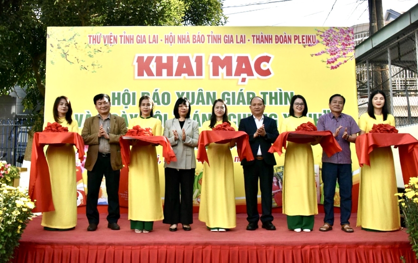 gia lai khai mac hoi bao xuan giap thin va ngay hoi banh chung xanh hinh 1